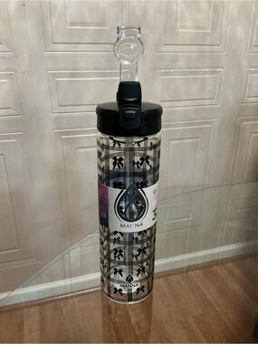 Brand New MANNA Leakproof Glass Water Bottle - 32oz